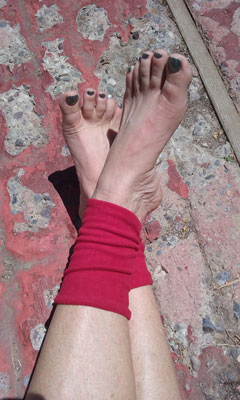 ankle warmers red